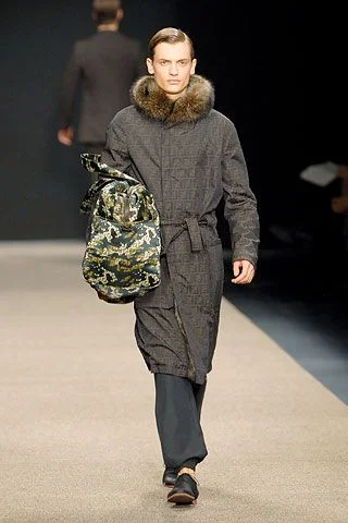 Look 28